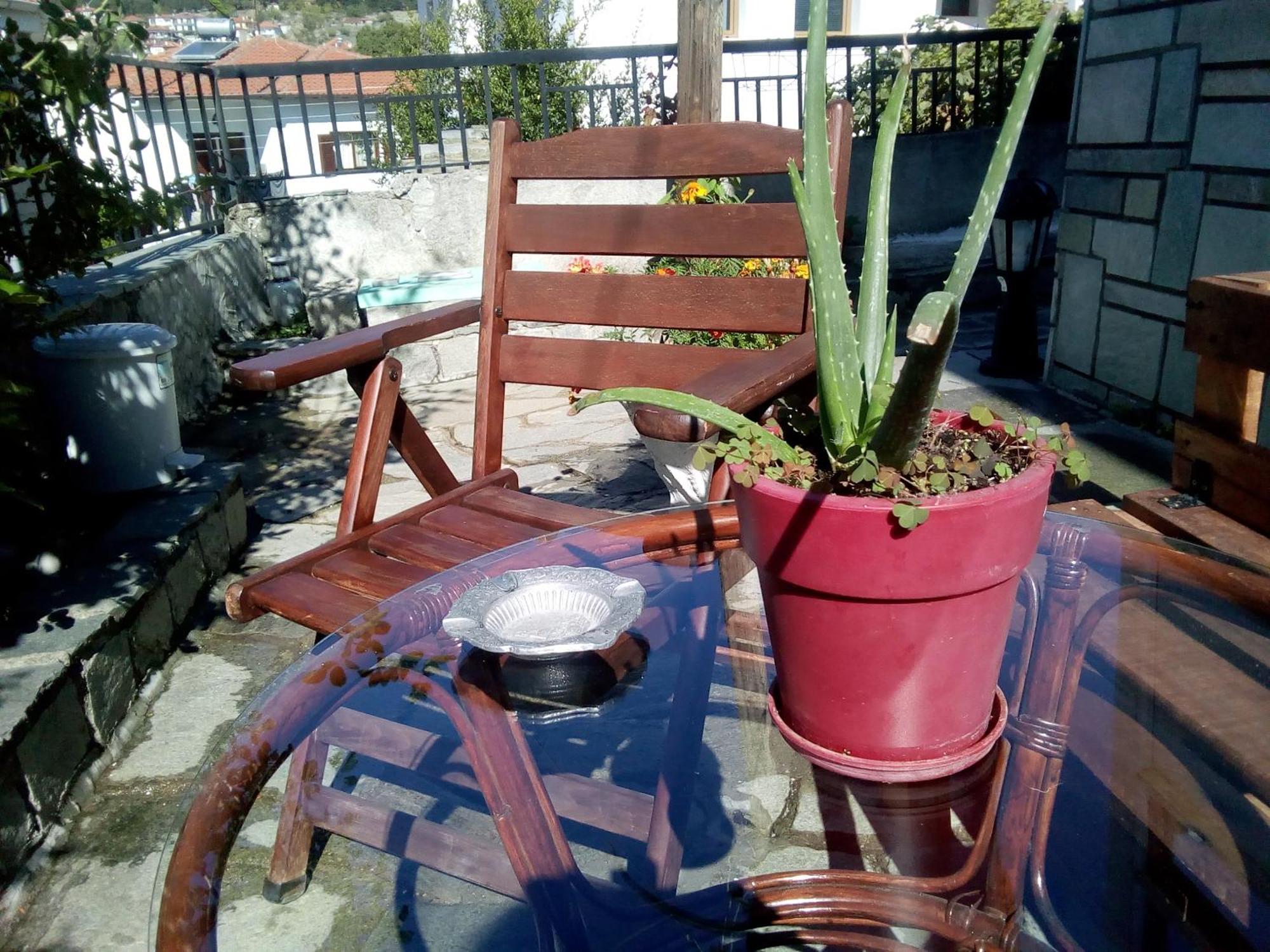Tanias Apartment Siatista Exterior photo